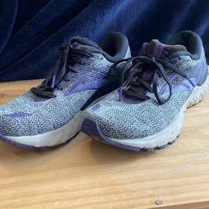 Brooks adrenaline running shoe